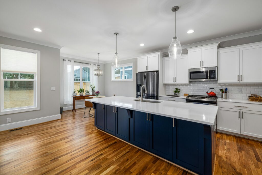 A fresh kitchen remodel in Lakehills, TX and luxury overhaul from Bandera Construction Co.